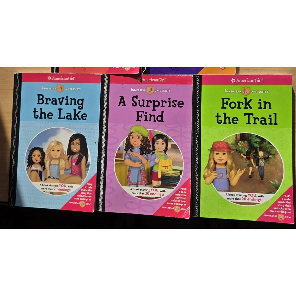 American Girl Innerstar‎ University (2010-2012 Trade Paperback)